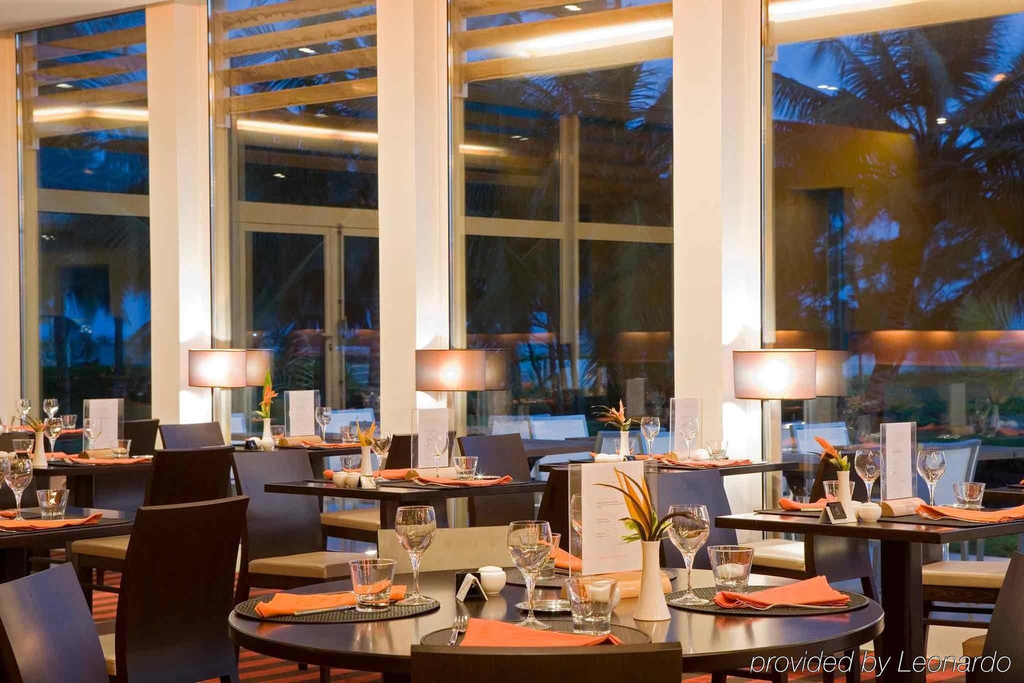 Novotel Cotonou Orisha Экстерьер фото