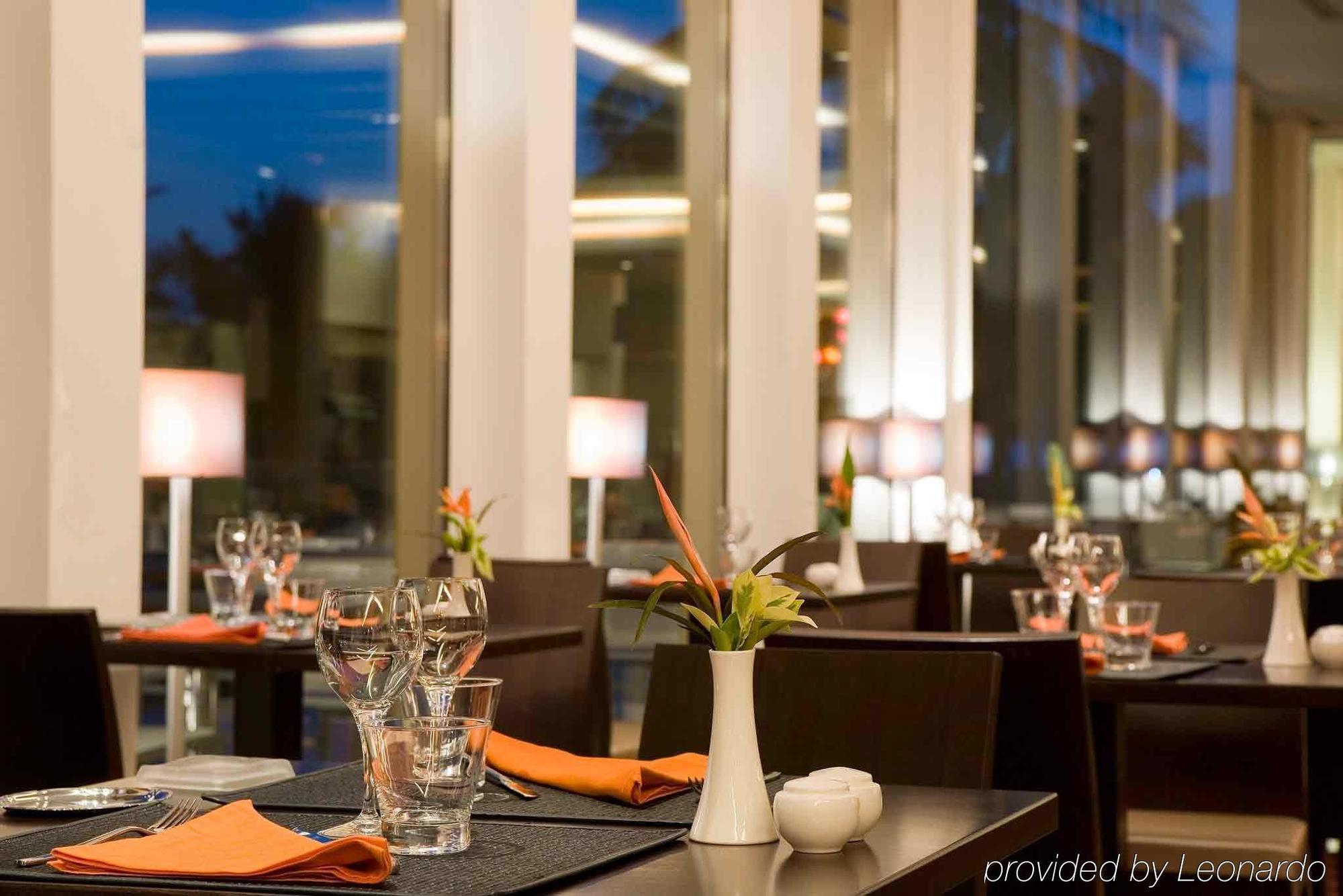 Novotel Cotonou Orisha Экстерьер фото